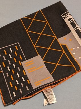 Hong Kong Cityscape Print Quickdry Towel in Black and Orange